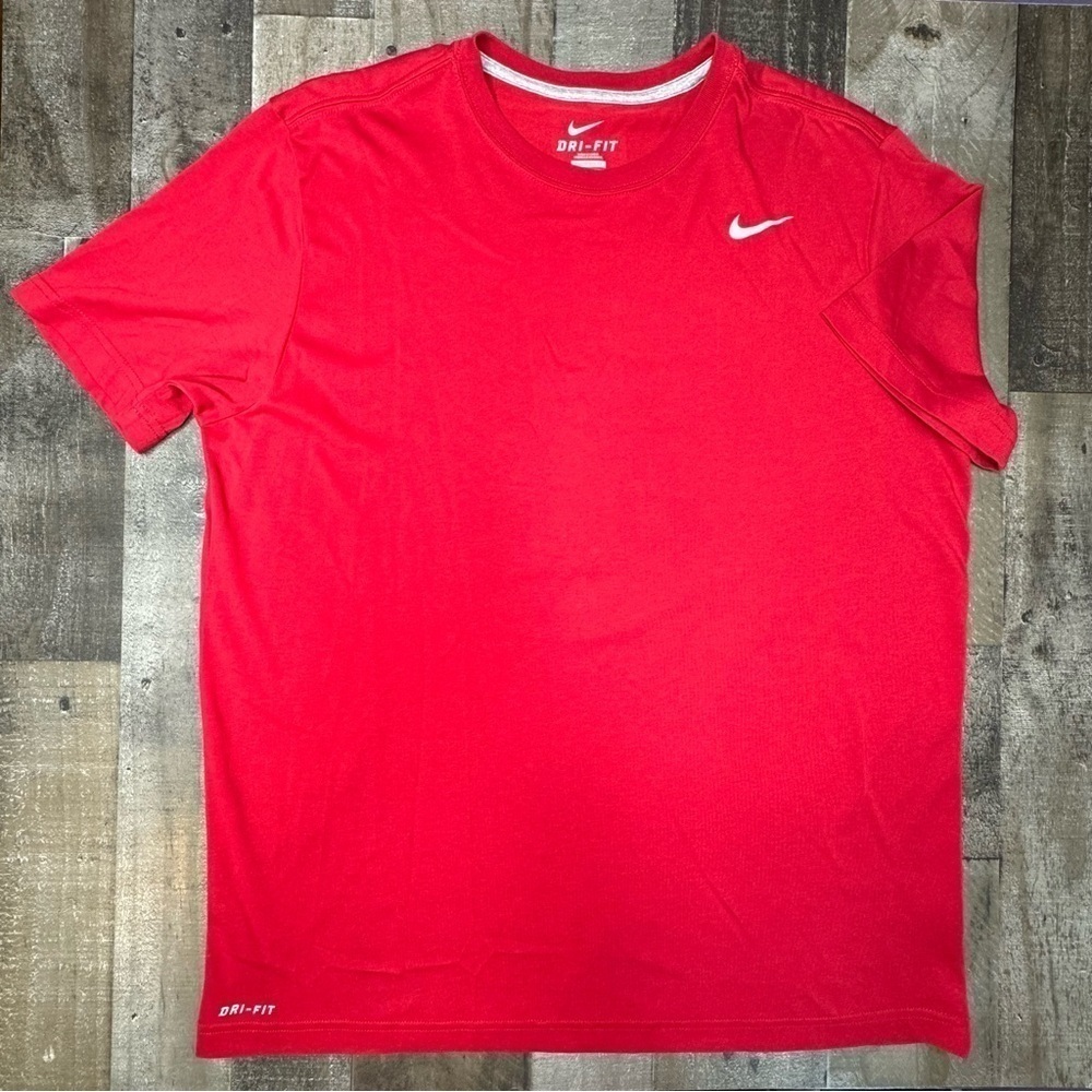 Nike Dri-Fit Crew Neck Tee size XL